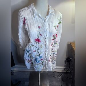 Johnny Was White Floral Embroidered Button-Down Shirt Large